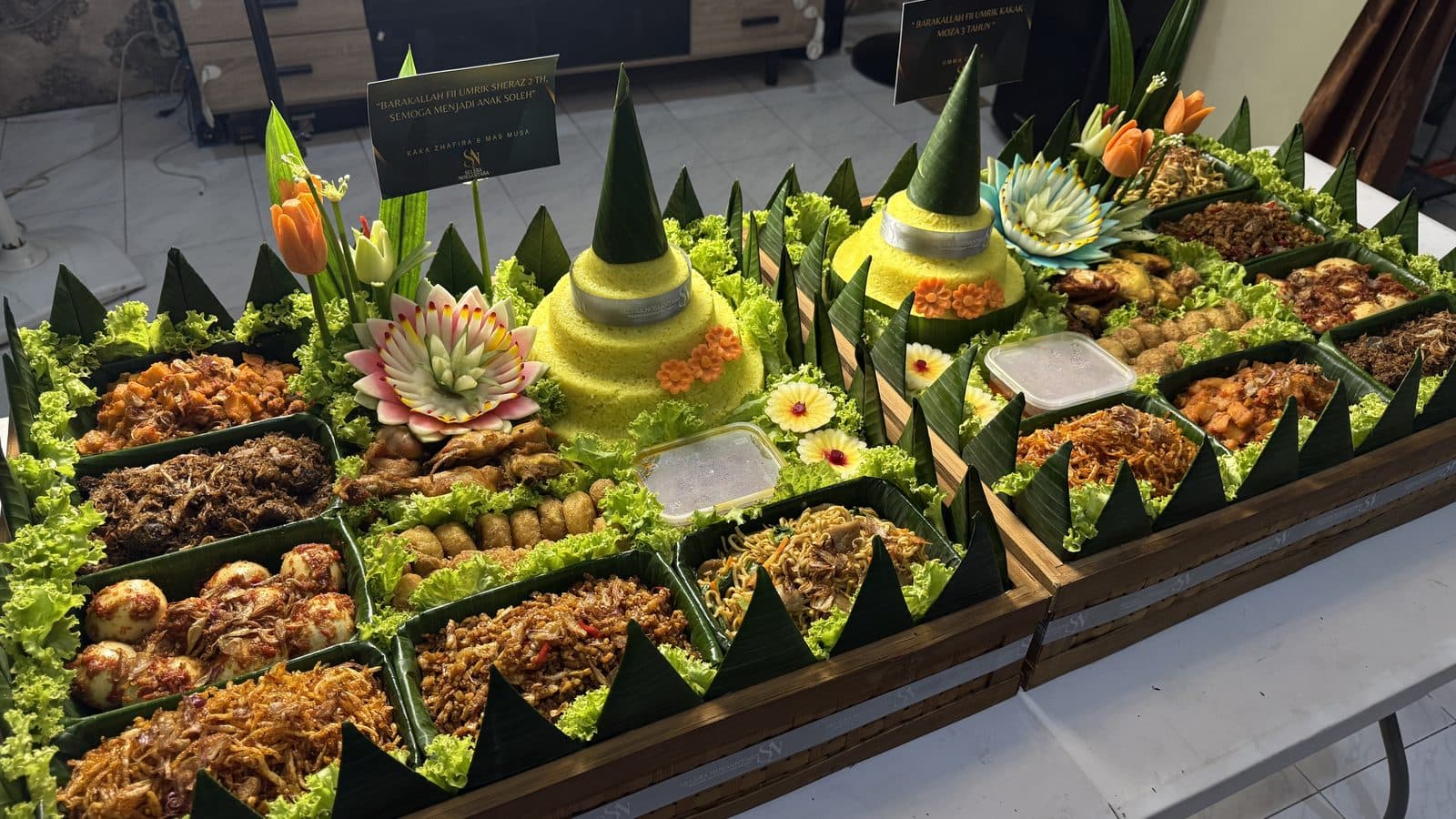 Tumpeng ulang tahun di acara keluarga